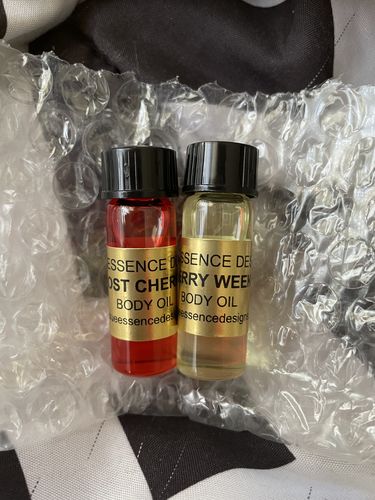 Customer photo review of Free Body Oil Samples 5ML Samples - 2 Per Customer