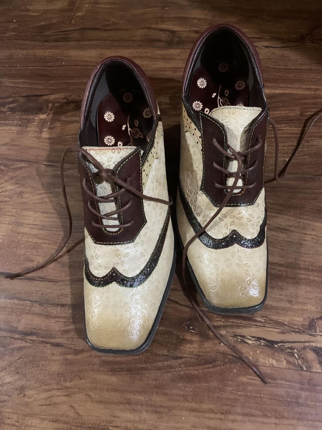 Customer photo review of Bohemian Hand-printed Leather Pumps