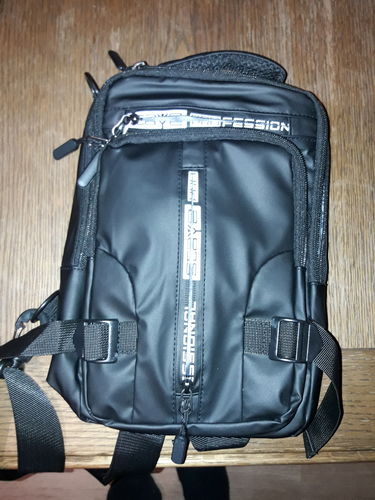 Customer photo review of Umhängetasche mit USB-Ladegerät