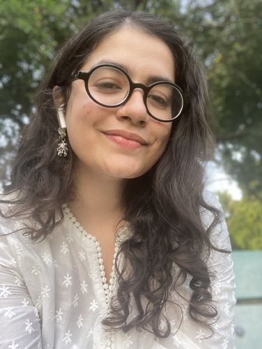 Customer photo review of Hair Growth & Anti-Frizz Oil