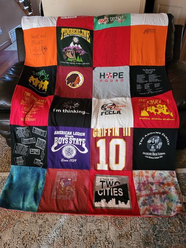Customer photo review of Classic T-Shirt Blanket