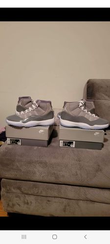 Customer photo review of 2021 Air Jordan 11 “Cool Grey” Early Pairs