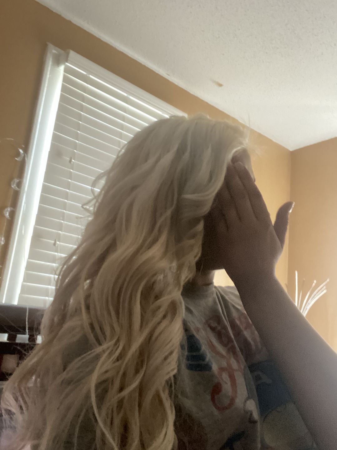 Customer photo review of Full Shine Tape in Hair Extensions Remy Human Hair White Blonde (#1000)