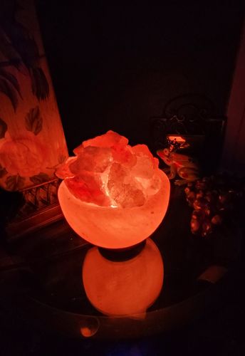 Customer photo review of Fire Bowl Himalayan Salt Lamp