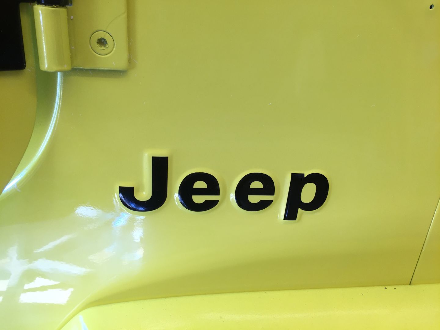 Customer photo review of Emblem Black-Out Kit | Overlay Set for Jeep Models (Cherokee, Wrangler, Gladiator & More)