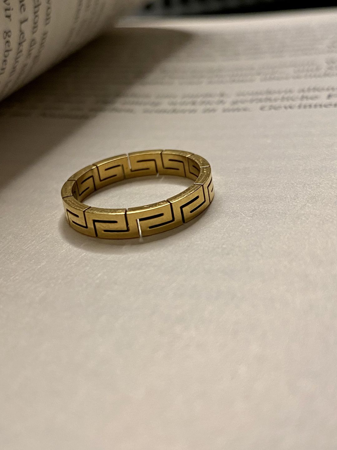 Customer photo review of Troja Ring | 18K vergoldet