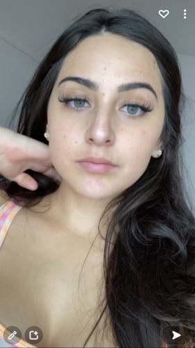 Customer photo review of MOJOSEE Aurora Azu Colored Contact Lenses