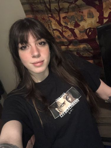 Customer photo review of Levi x Streetwear - Tee Vol. 2