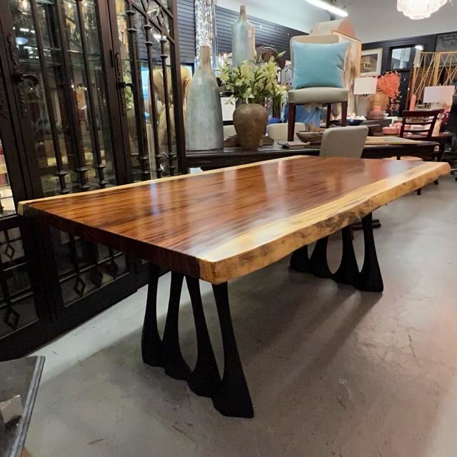Customer photo review of Metal Table Legs, Dining Table Legs, Furniture Legs, Set of 2 pcs, Flowyline Metal Design | 410 Radix