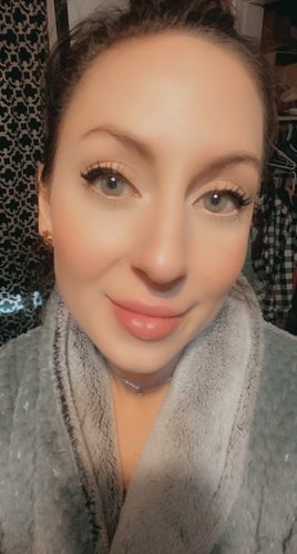 Customer photo review of MOJOSEE Aurora Brown Colored Contact Lenses