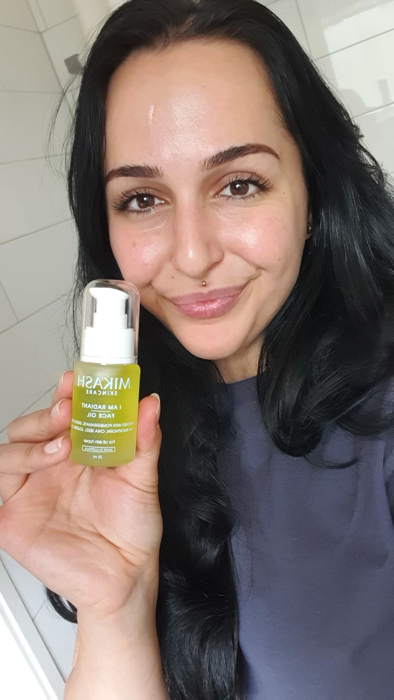 Customer photo review of I AM RADIANT FACE OIL