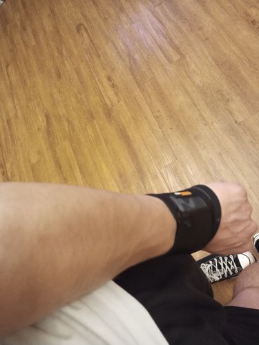 Customer photo review of Muñequeras WRAP Black Camo