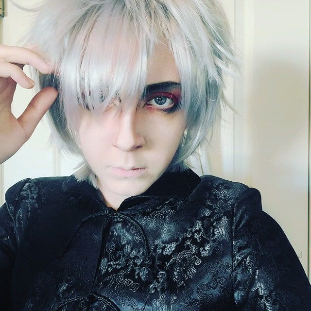 Customer photo review of Men Gray Short Straight Fringe Bangs Cosplay Wig