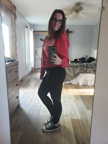 Customer photo review of 122 - Dead Rose Crop Hoodie