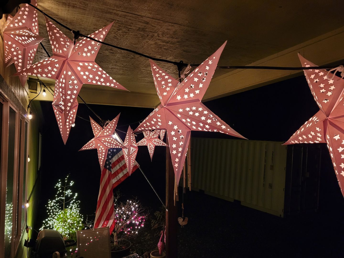 Customer photo review of 24" Solid White Stars Cut-Out Paper Star Lantern, Chinese Hanging Wedding & Party Decoration