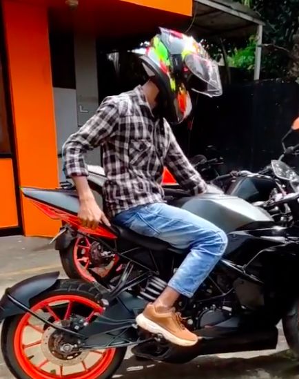 Customer photo review of Bacca Bucci Afterburn