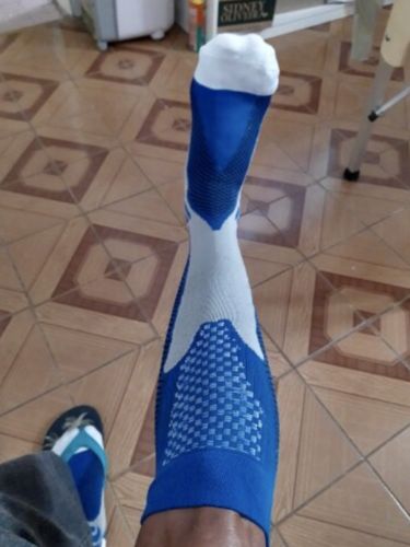 Customer photo review of MinasaMed Kompressionssocken für schmerzfreie Beine & Füße