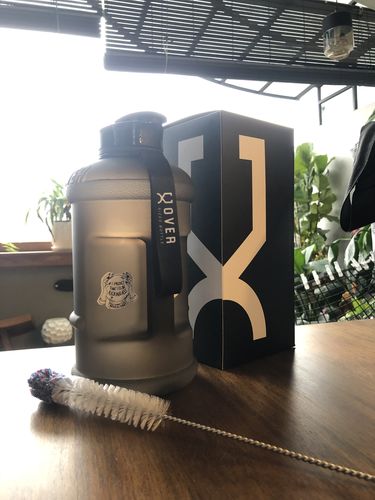 Customer photo review of [NEW] *SEMI-TRANSPARENT* Matte Black Flip Cap 1.5L Oversized Bottle