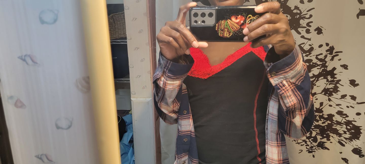 Customer photo review of Black Woman, God Says I Am Christian phone case