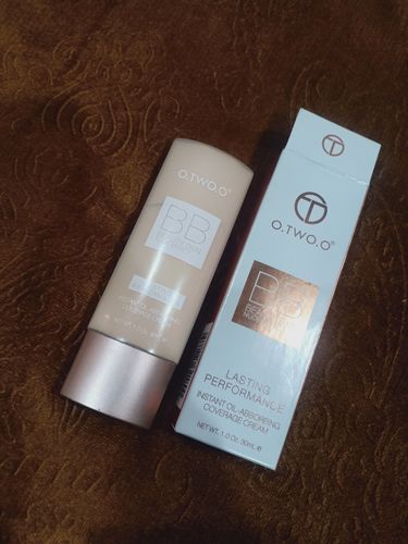 Customer photo review of O.TWO.O BEAUTY SKIN NUDE EFFECT BB CREAM