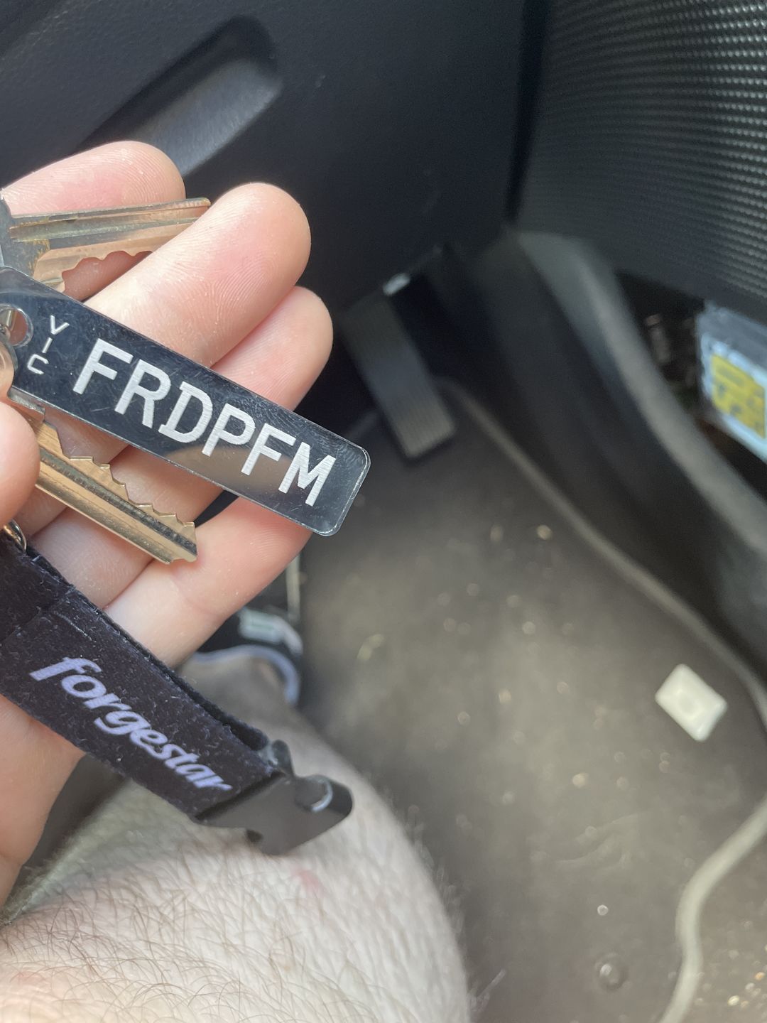 Customer photo review of VIC Deluxe Licence Plate Custom Keychain
