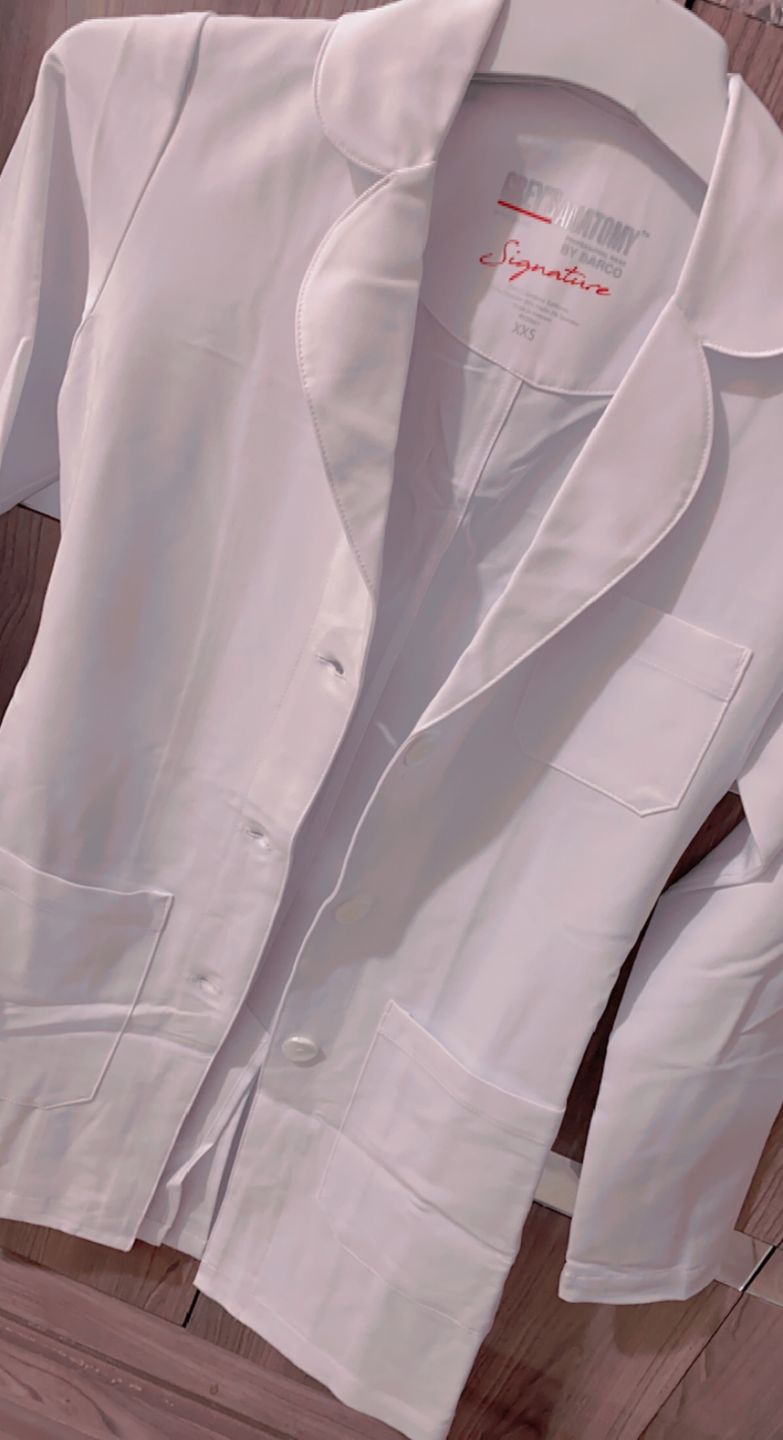 Customer photo review of لابكوت بروك جريز اناتومي ~ Labcoat Brooke Grey's Anatomy ~