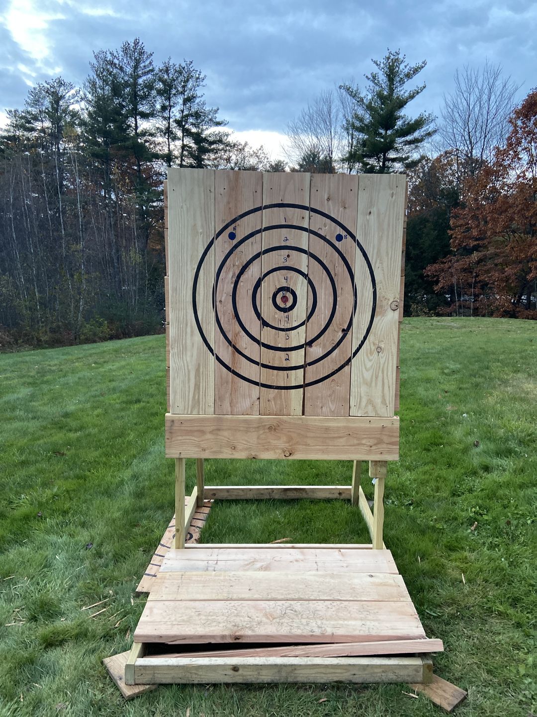Customer photo review of Refillable Axe Throwing Target Home Marker Kit (1 Black, 1 Red, 1 Blue)
