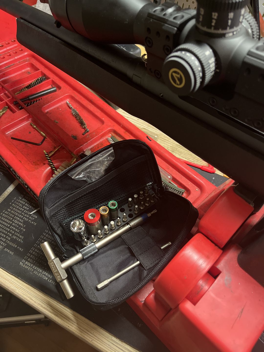 Customer photo review of 65, 45, 25 & 15 Inch Lbs Kit With Deluxe Case, T-Handle, and Extended Bit