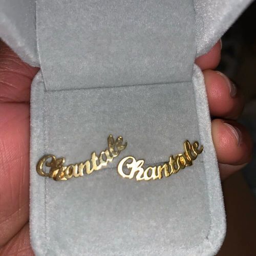 Customer photo review of LOANYA Earrings With Personal Engraving