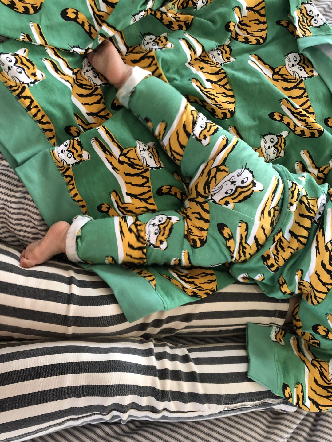 Customer photo review of Tiger Allover Sweatshirt