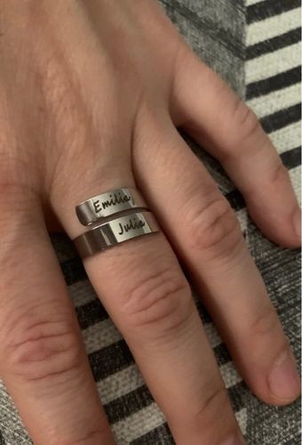 Customer photo review of LOANYA Partner Ring With Two Personalized Names In Gold