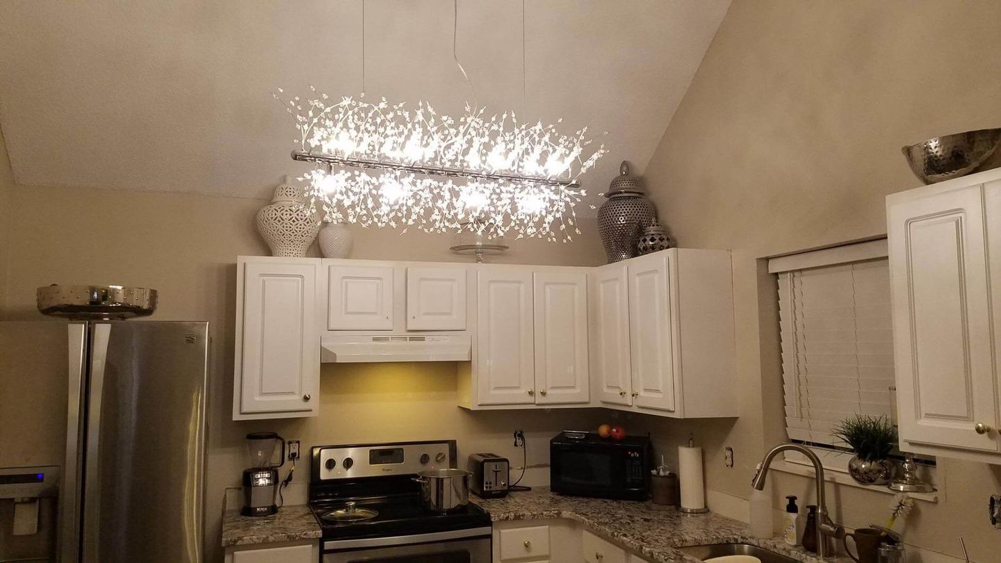 Customer photo review of Modern 9-Light Crystal Chandelier
