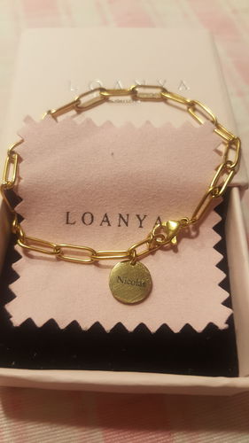Customer photo review of LOANYA Bracelet With A Personalized Plate