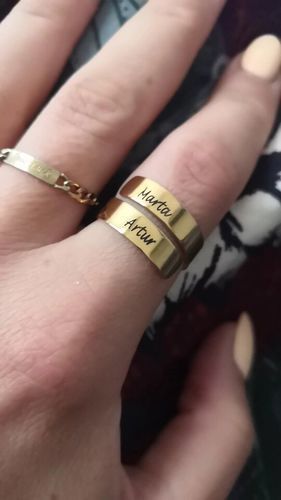 Customer photo review of LOANYA Partner Ring With Two Engraved Names