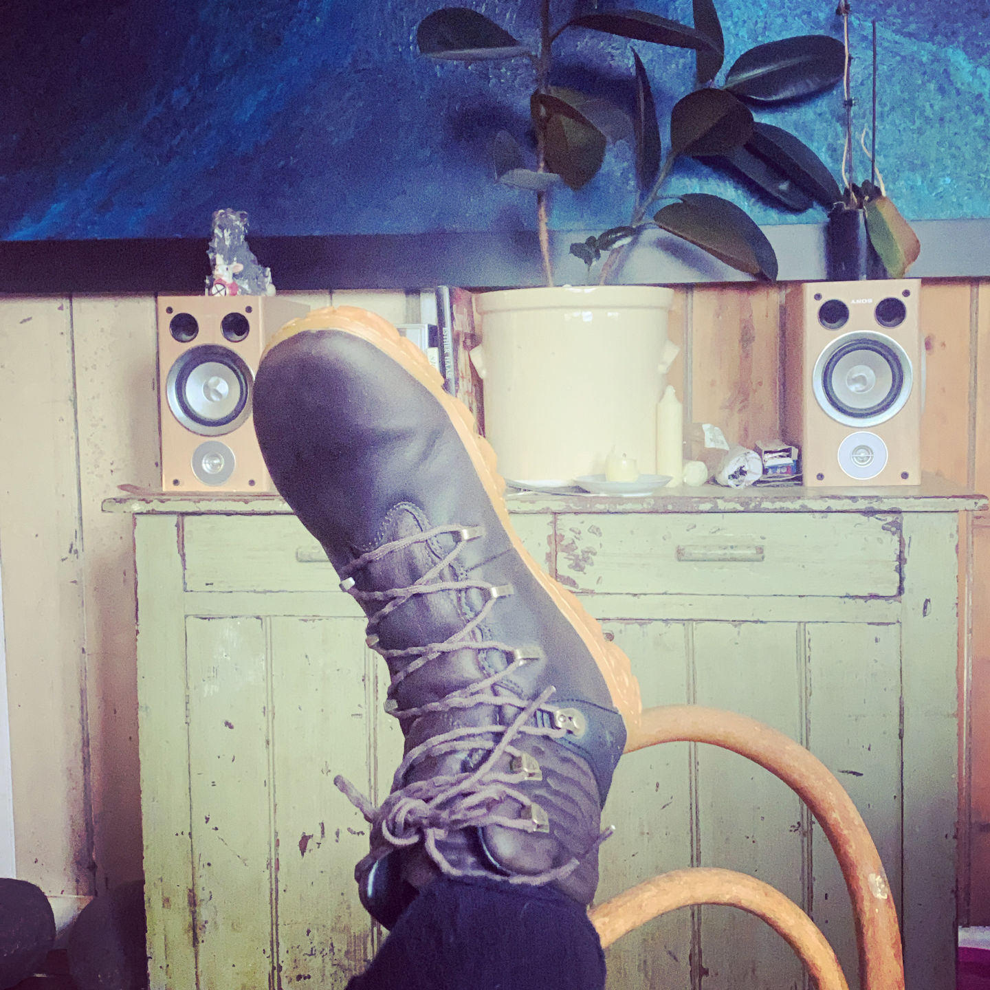 Customer photo review of Vivobarefoot Tracker Forest Esc Womens Bracken