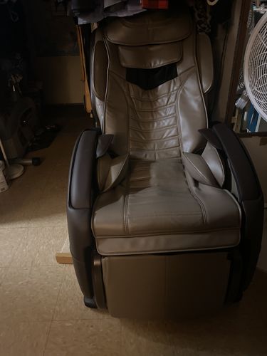 Customer photo review of uDeluxe Warm Massage Chair