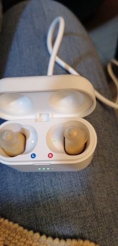 Customer photo review of HexoSound™ Rechargeable Hearing Aids