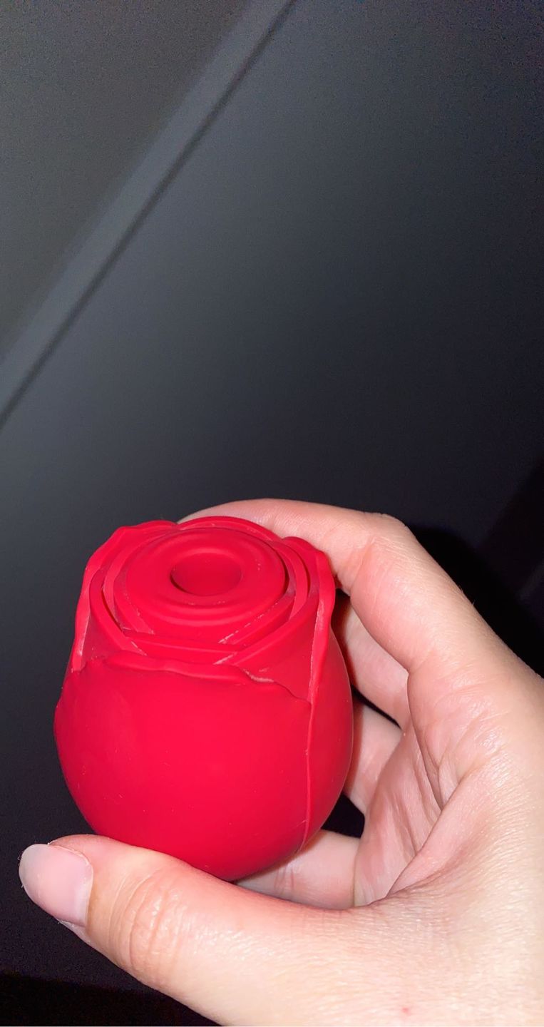 Customer photo review of Rose Suctional Vibrator