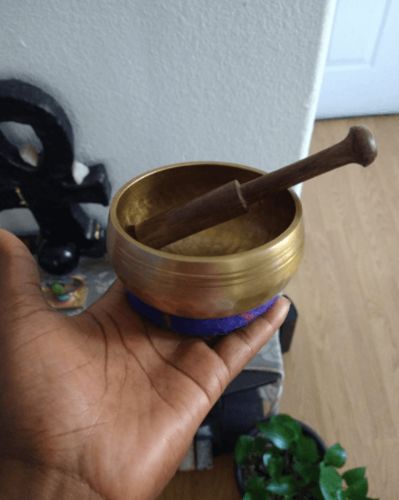 Customer photo review of Tibetan Meditation Sound Bowl Handcrafted for Healing and Mindfulness Singing Bowl Set