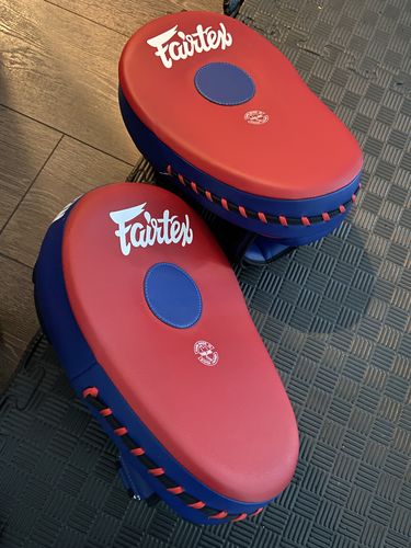 Customer photo review of MAXIMIZED FOCUS MITTS - FMV13