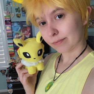 Customer photo review of Men Yellow Short Straight Pixie Fringe Bangs Cosplay Wig