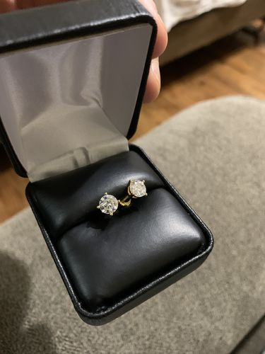 Customer photo review of VVS Moissanite Solitaire Stud Earrings