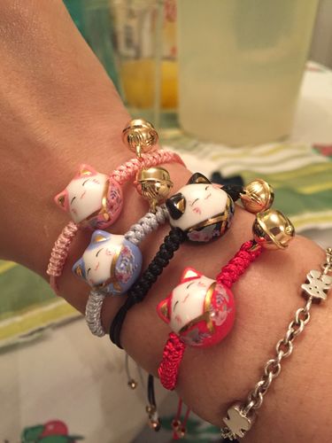 Customer photo review of Pulseras Gatitos de la Suerte