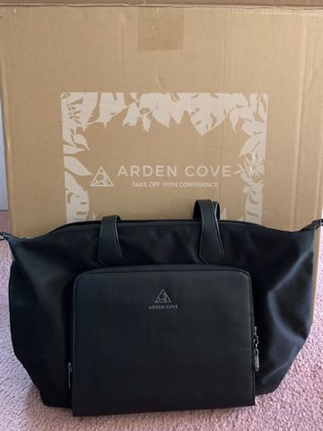 Customer photo review of Victoria Tote