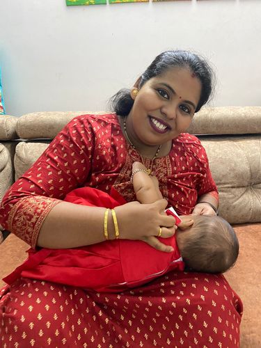 Customer photo review of Red and Gold Festive Maxi