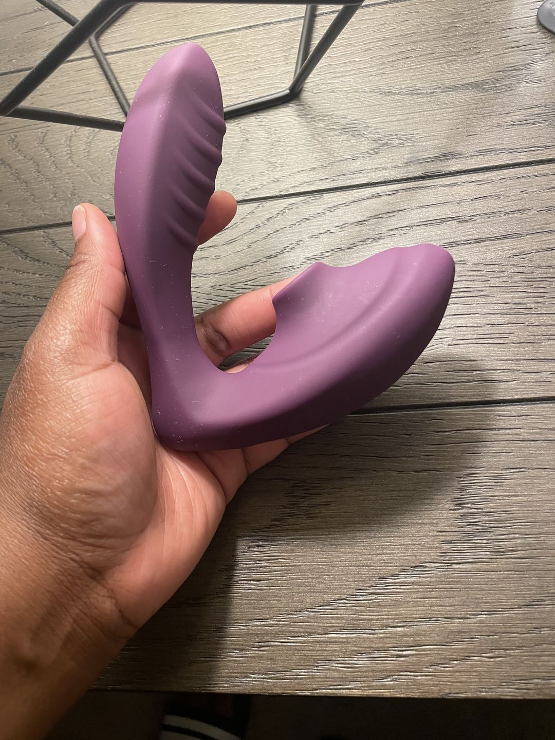 Customer photo review of Suctional Vibrator
