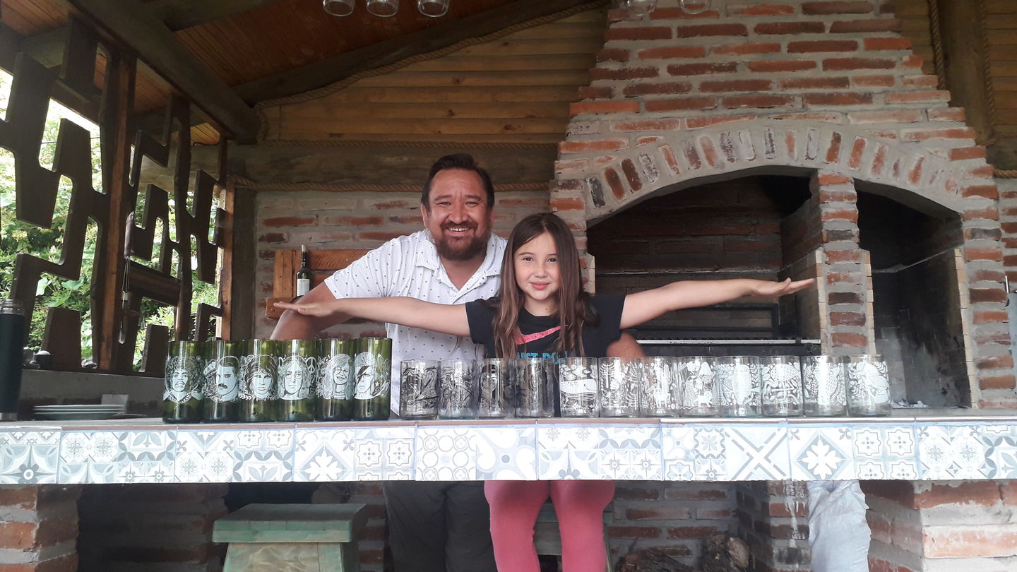 Customer photo review of Brindemos por EllosJuego de 4 Vasos