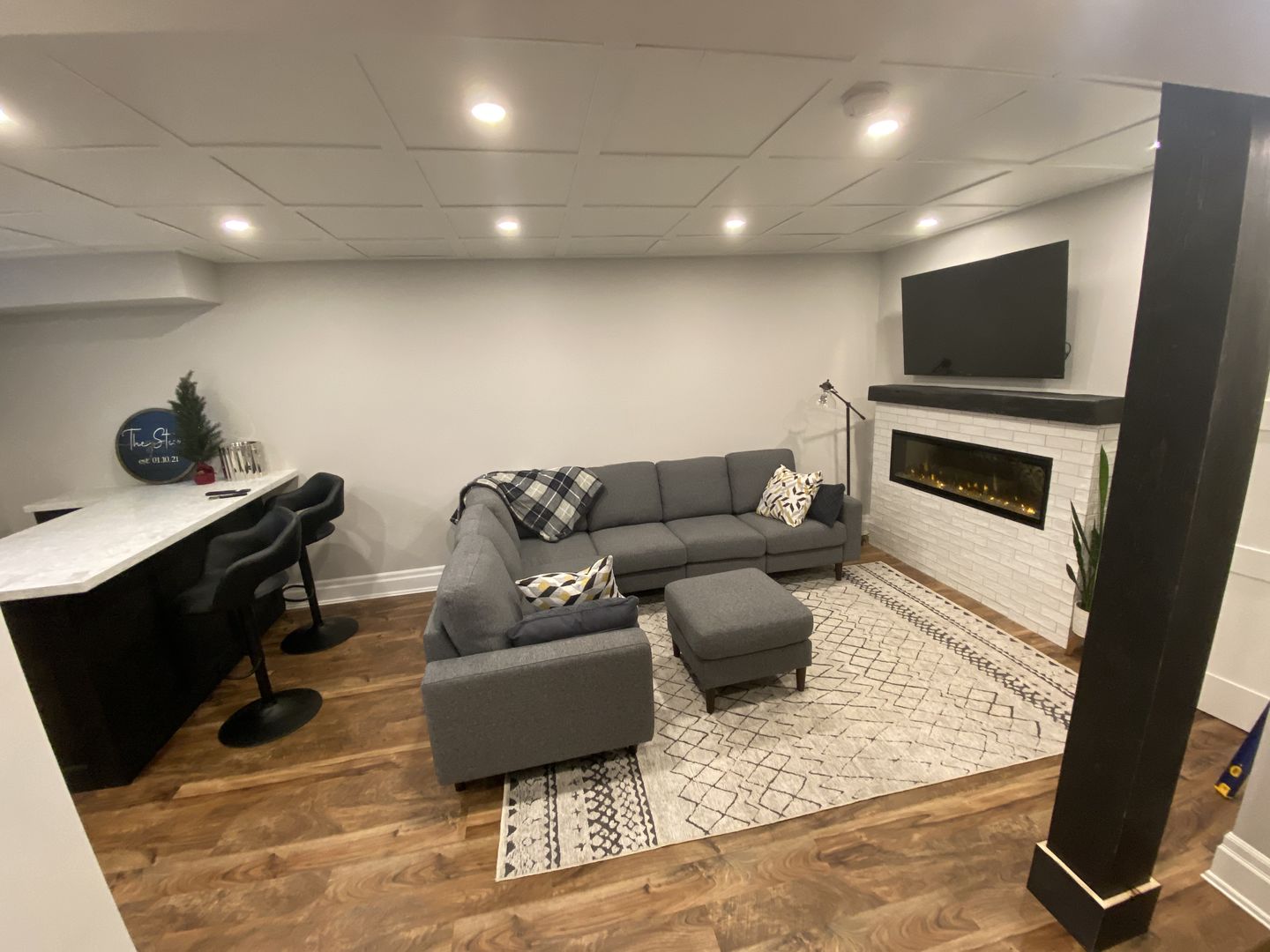 Customer photo review of Alma Scandi Silver Rug