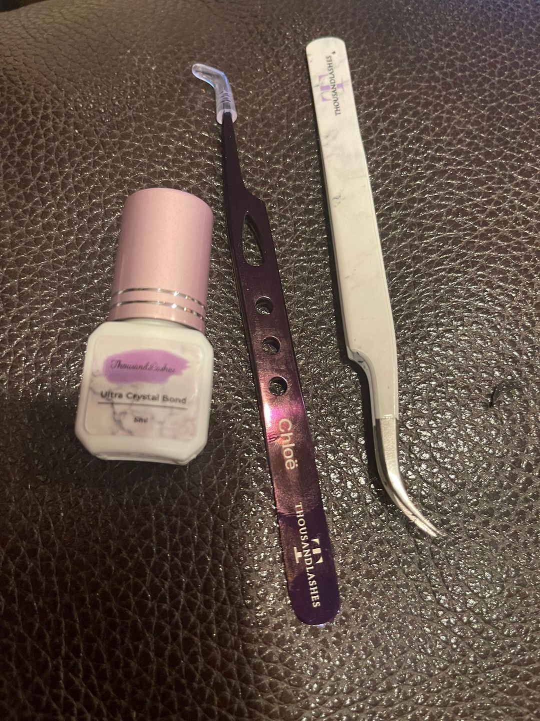 Customer photo review of DOLPHIN-SHAPED CURVED TWEEZER