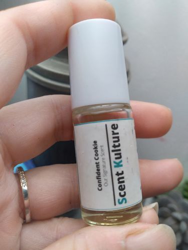 Customer photo review of Confident Cookie (W)